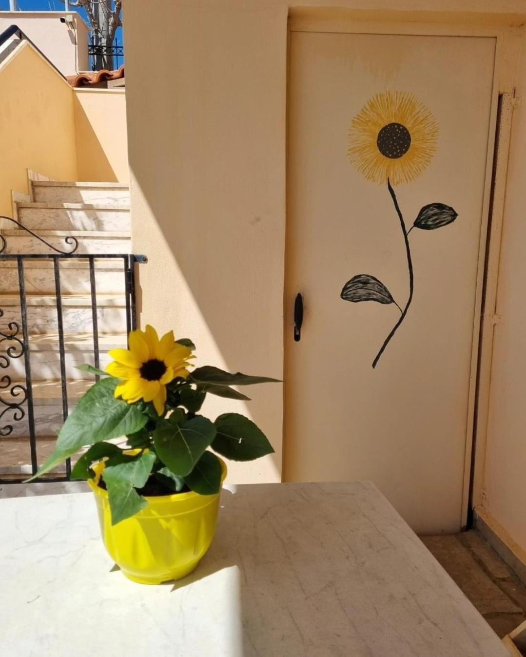 Eagles Nest Villa Athenian Riviera In Aghia Marina Near Lagonisi, Next To The Beach Close To Athens Airport Agia Marina  Экстерьер фото